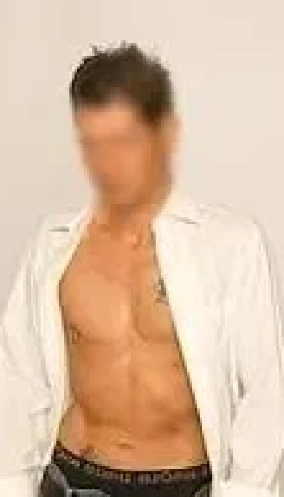 Gigolo David Escort Voor Dames En Koppels