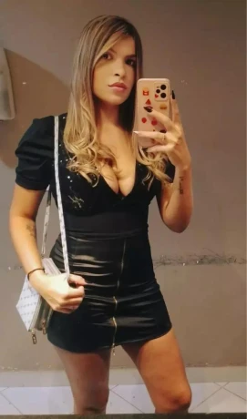 Pamela Scort