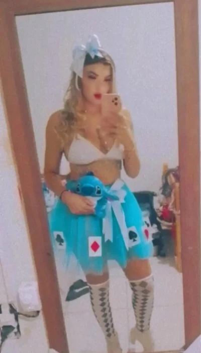Pamela Hot