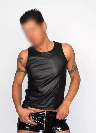 Gigolo David Escort Voor Dames En Koppels