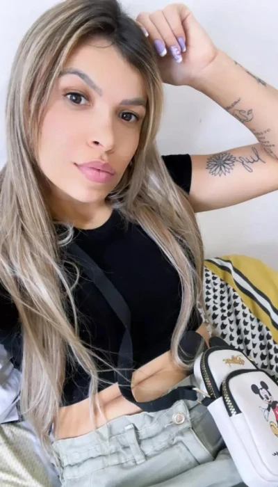 Pamela Scort